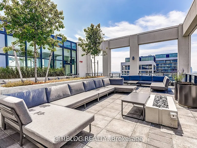 9000 Jane St #1408 — Photo 42