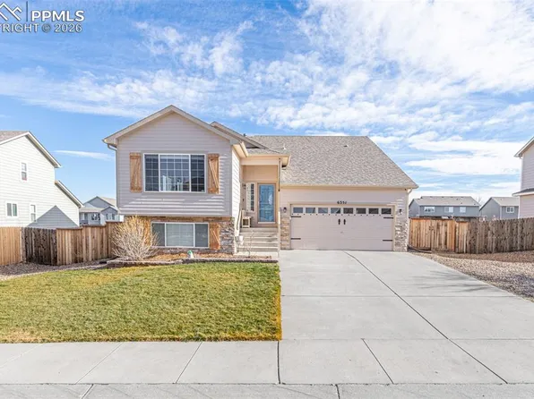 6351 Passing Sky Dr, Colorado Springs, CO 80911