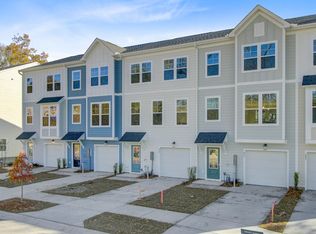 447 Caledon Ct, Johns Island, SC 29455