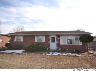 2424 Roney Dr, Granite City, IL 62040