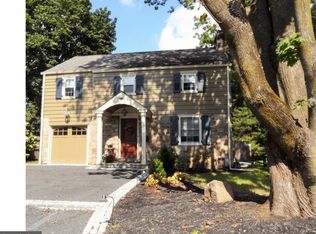142 N Main St, Yardley, PA 19067