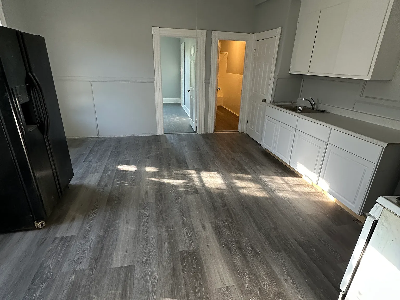 2 bed, 950 sqft, $1,300 — Photo 3