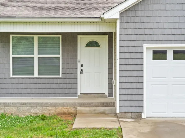 1709 Evans Rd #A, Clarksville, TN 37042