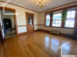 2 Lyne Rd, Brighton, MA 02135
