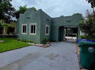 36th St Manor, Miami, FL 33127