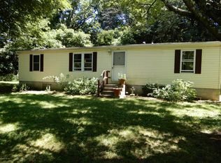 410 Silver Spring Blvd, Kunkletown, PA 18058