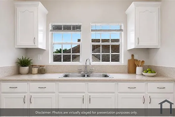 4222 1/2 Wall St — Photo 5