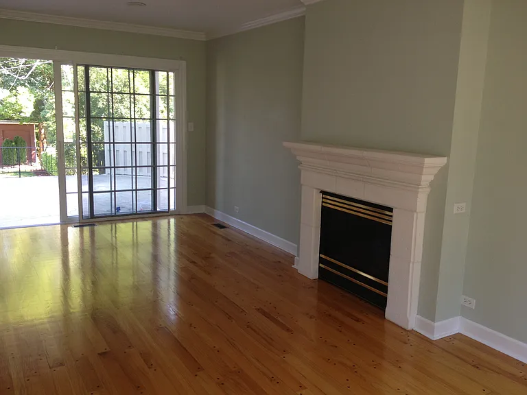 425 W North St — Photo 14