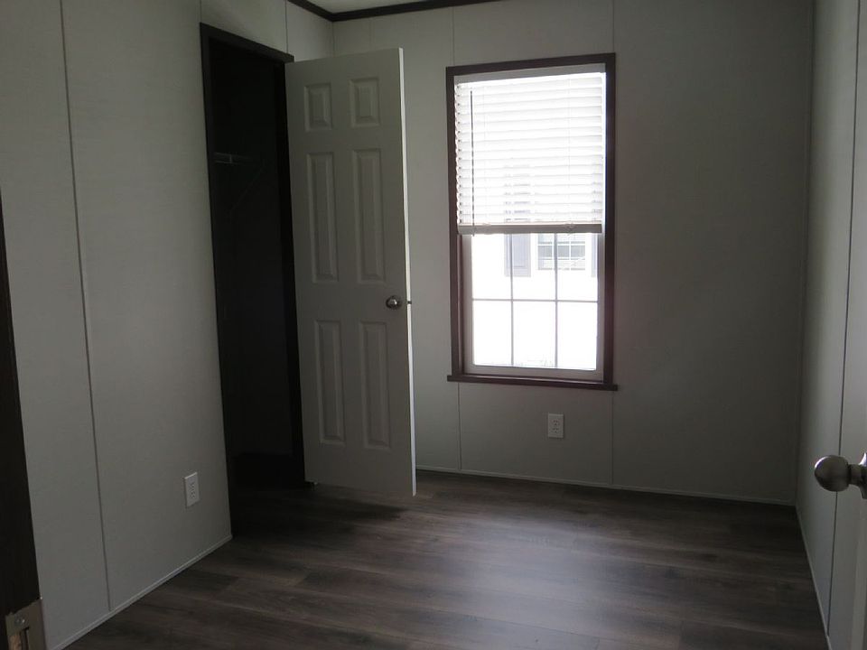 1218 White Oak W Jackson MI Zillow