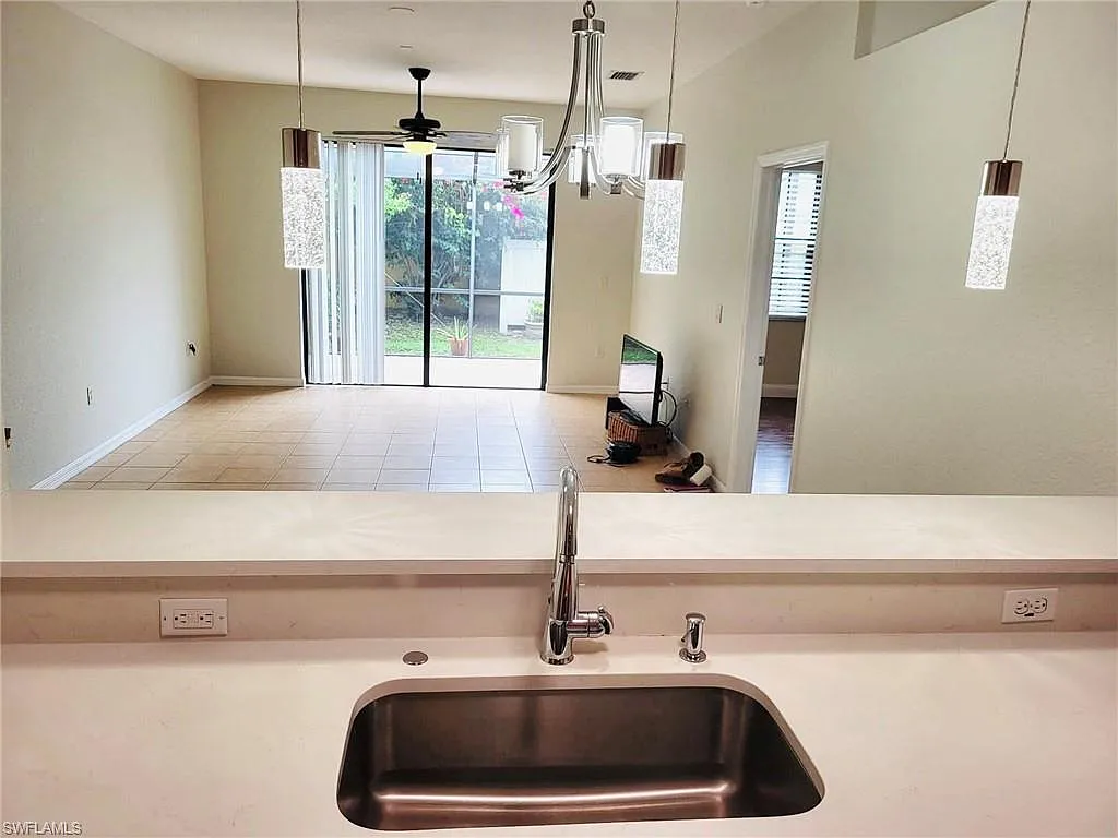 Building Photo - 7512 Bristol Cir