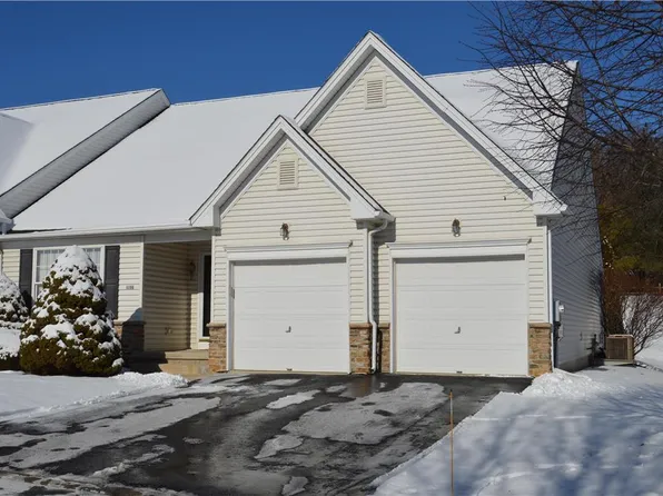 1296 Lindenwood Ln, Easton, PA 18040