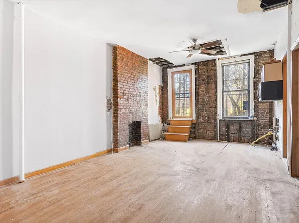 642 Classon Ave, Brooklyn, NY 11238