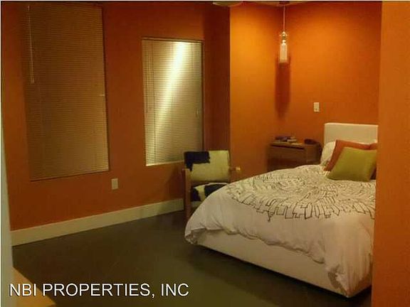 4th image of 154 Brooks St SE #202