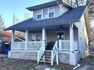 527 E 4th St, Centralia, IL 62801