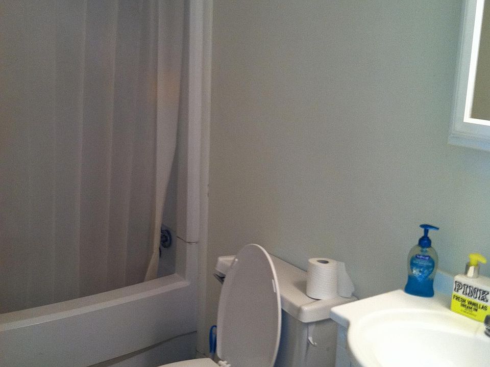 1st image of 612 S Walnut St