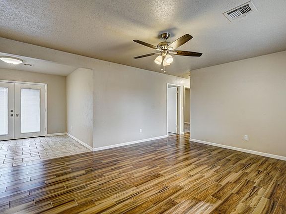 2nd image of 6605 NW 57th St