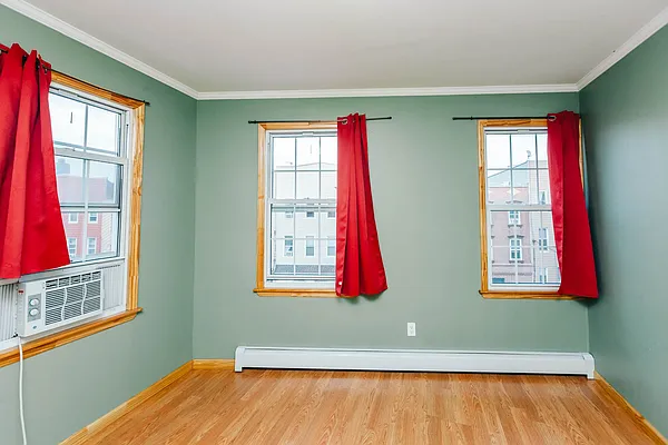 Rented by Nooklyn NYC LLC | media 6