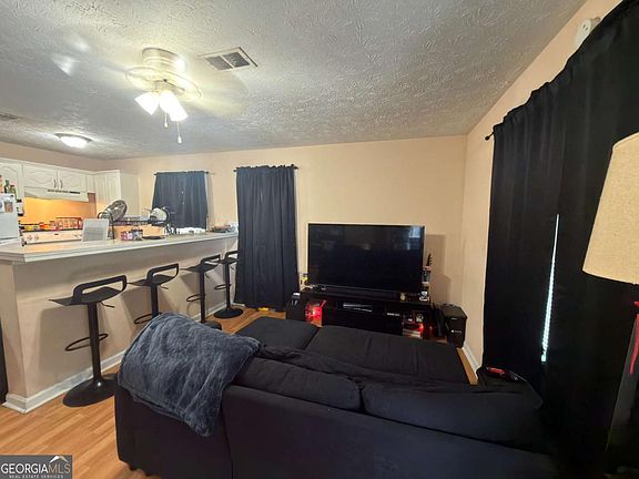 2nd image of 5921 Peco Ln #5923