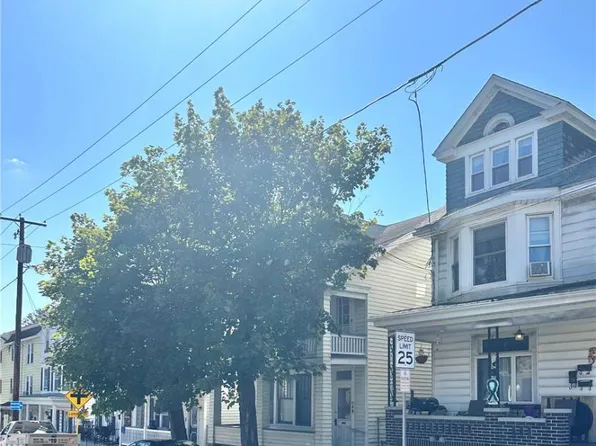 412 W Broad St, Tamaqua, PA 18252