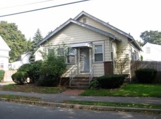 21 Rollin Ave, Lynn, MA 01905