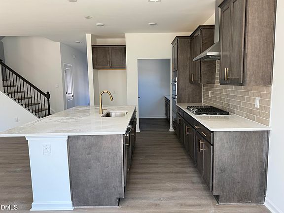 5th image of 2201 Seraphic Way #404