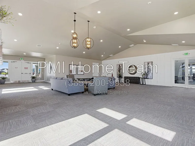 1812 W Parkview Dr — Photo 48