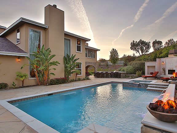 2nd image of 25015 Abercrombie Ln