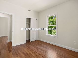 137 Thornton St #U3, Boston, MA 02119