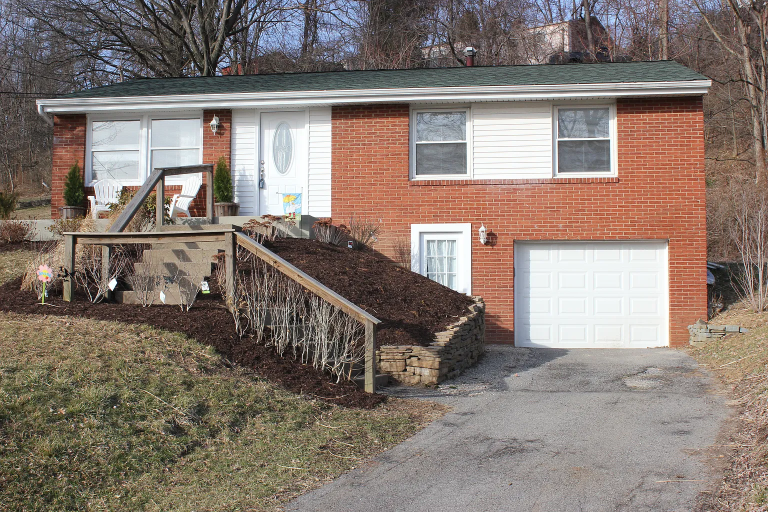1603 Alamo Dr photo 1