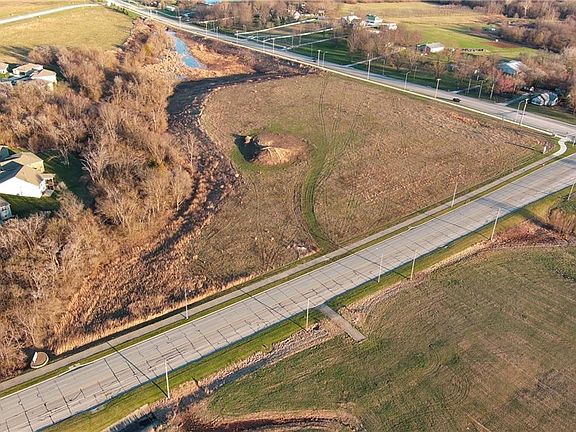2nd image of 1964 Eisenhower Rd