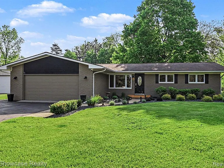 2572 Ridge Rd — Photo 22