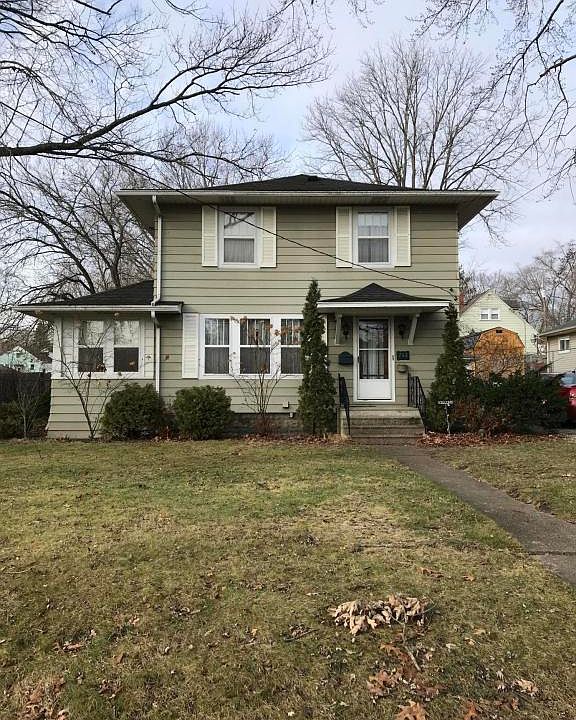 1st image of 263 E Ave N