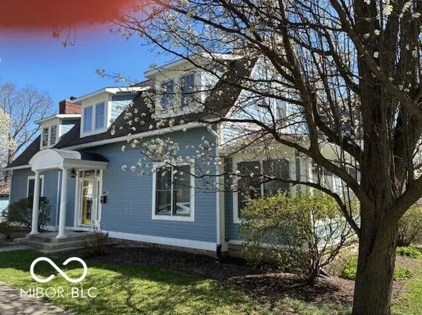 590 W Cedar St, Zionsville, IN 46077