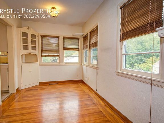 5th image of 114 Claremont Ave