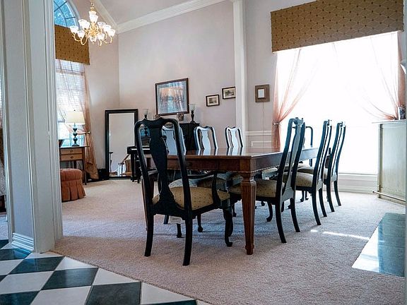 5th image of 1506 Pebble Creek Dr