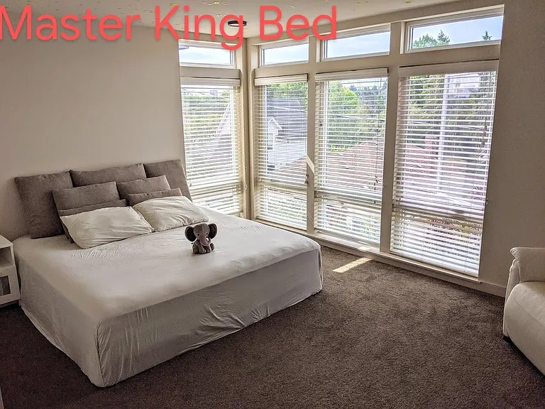 7465 Woodlawn Ave NE — Photo 15