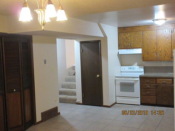 4th image of 2053 Newton St APT B