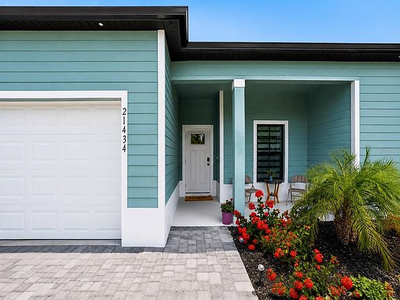 3rd image of 21434 DEKALS AVENUE