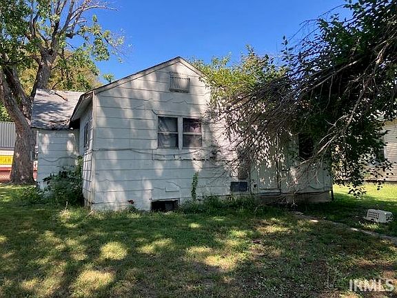3rd image of 813 N 11th St