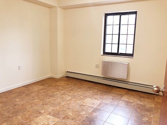 1st image of 36-16 Astoria Blvd S #E4