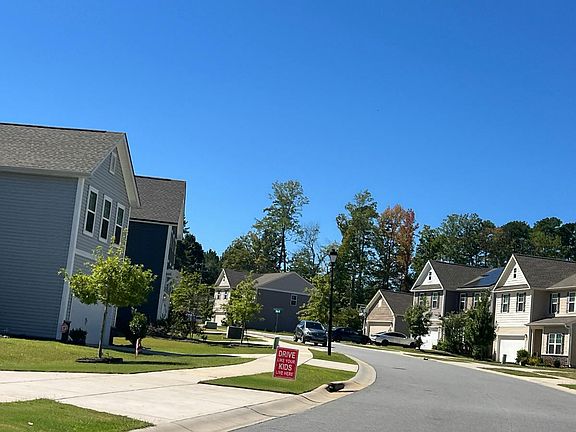 4th image of 5018 Arbordale Way