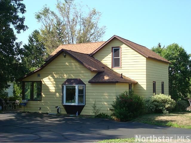 1st image of 316 3rd Ave N