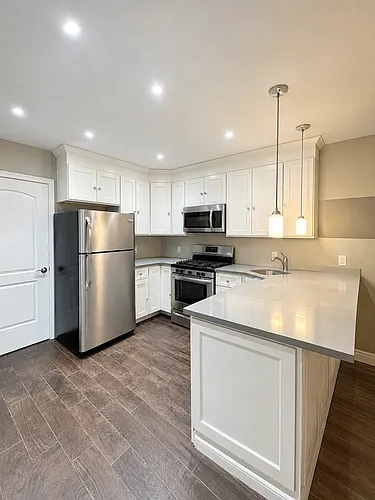 1319 Balcom Ave #2 Photo 1