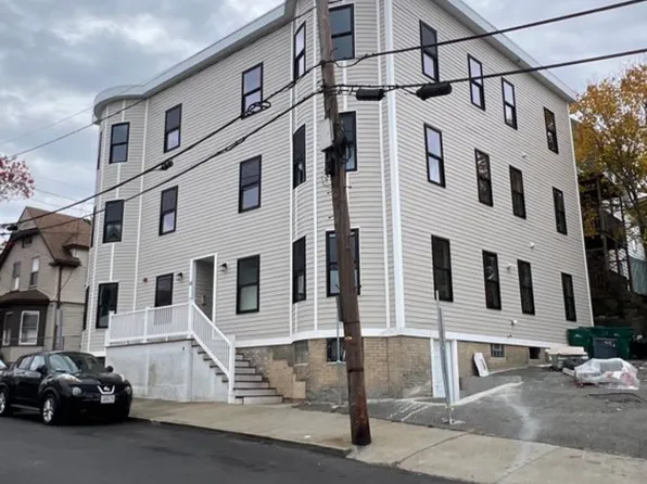 56 Sachem St APT 5, Lynn, MA 01902