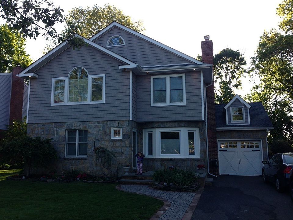 1st image of 96 Maple Dr