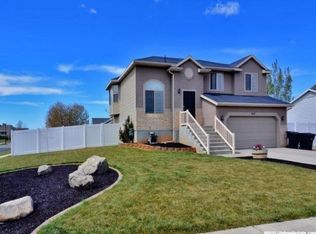 1417 N 2700 W, Clinton, UT 84015