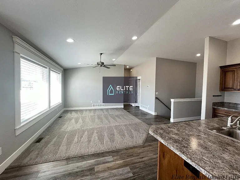 3987Livingston+(10)_05042026
