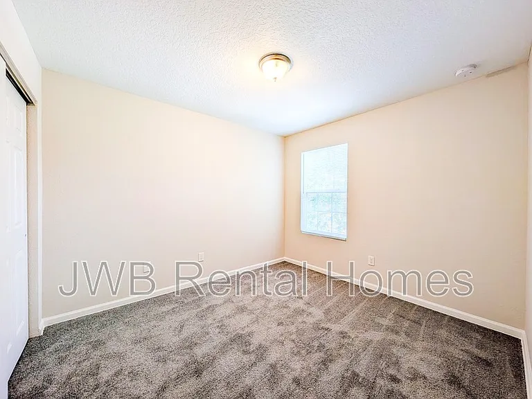 7880 Playschool Ln — Photo 7