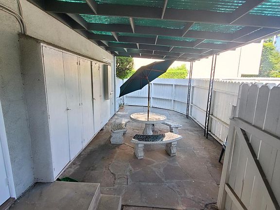 3rd image of 260 E California Blvd #D