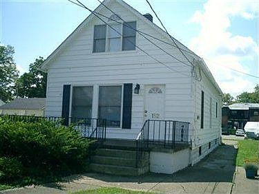 1st image of 152 Lakeside Ave